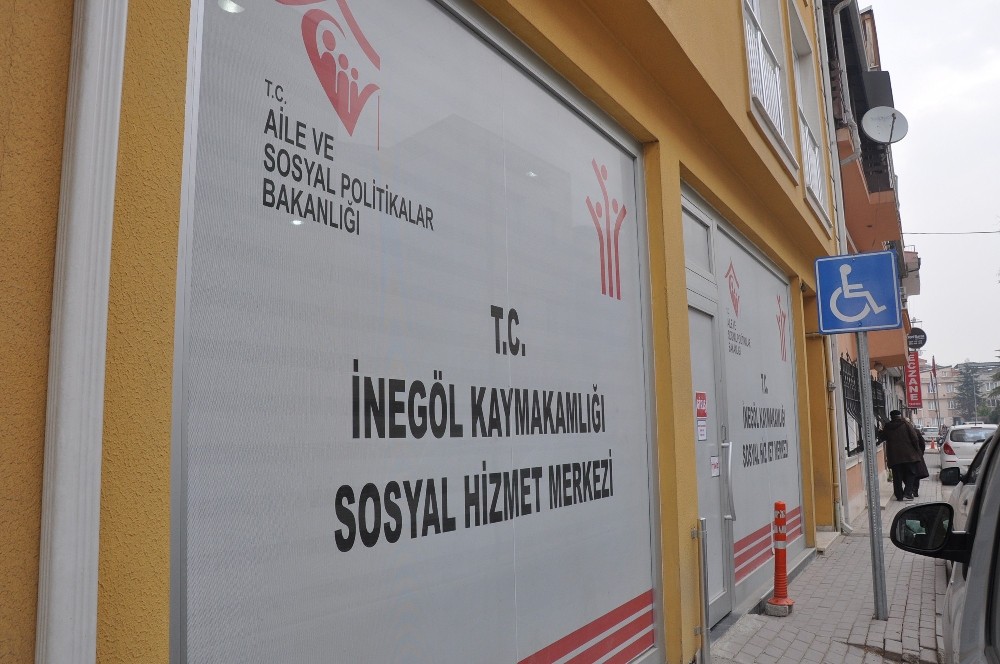 Sosyal Hizmetler Müdürlüğü Mağdur Çocukların Yanında