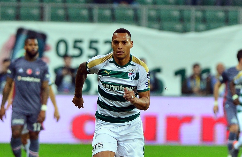 Spor Toto Süper Lig: Bursaspor: 2 – Beşiktaş: 1 (İlk Yarı)