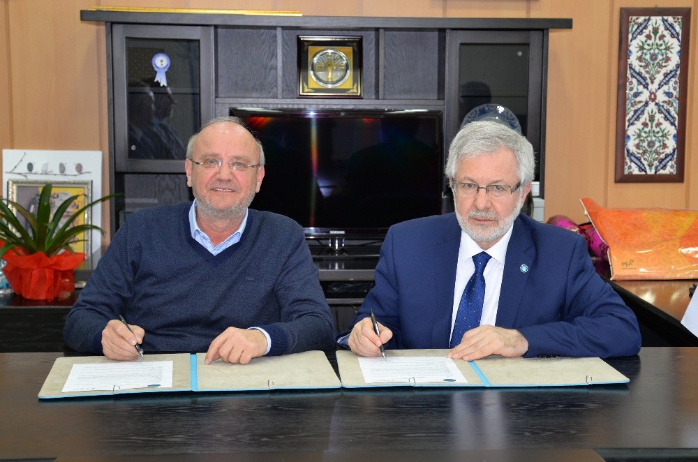 Tekstil Mühendisliği Öğrencilerine 500 Tl Burs