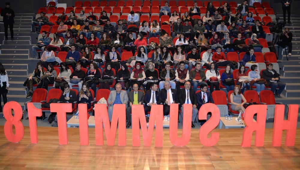 Üniversitede “İnsan Kaynakları” Zirvesi