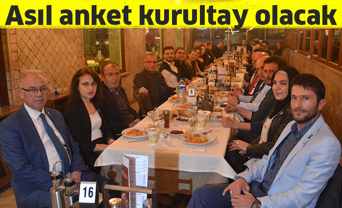 Asıl anket kurultay olacak