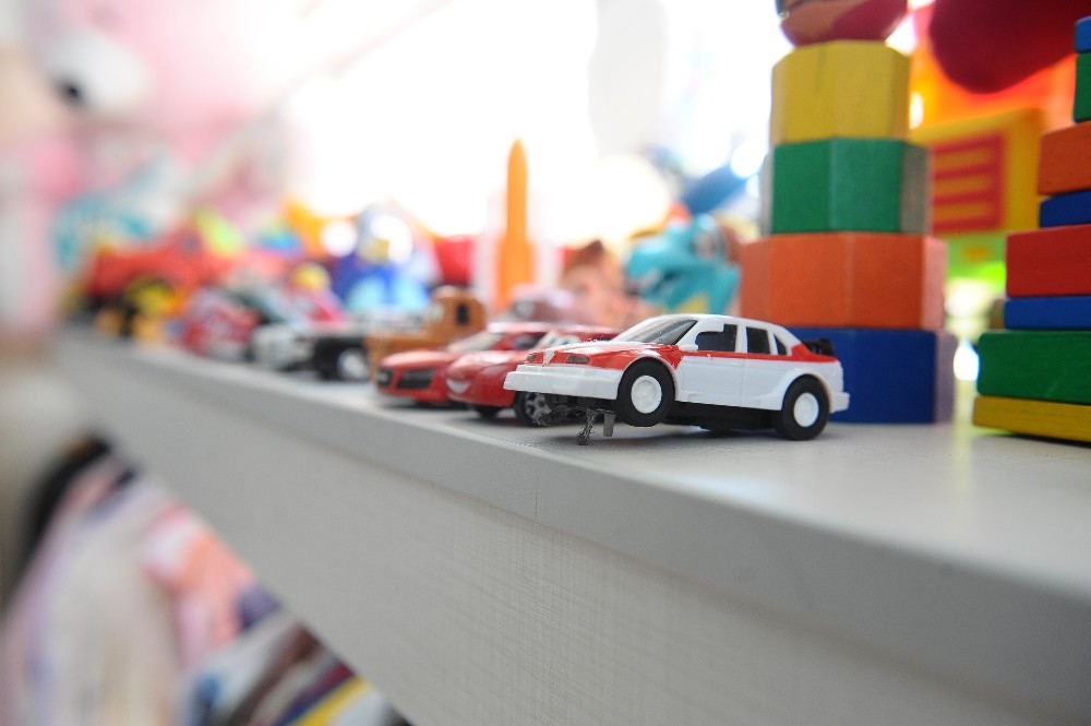 Bu Mağazada Gelinlikten Oyuncağa Kadar Her Şey Bedava