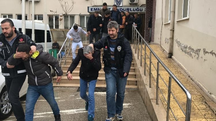 Bursada 2 Kilo Bonzai İle Yakalanan 6 Şahıs Tutuklandı