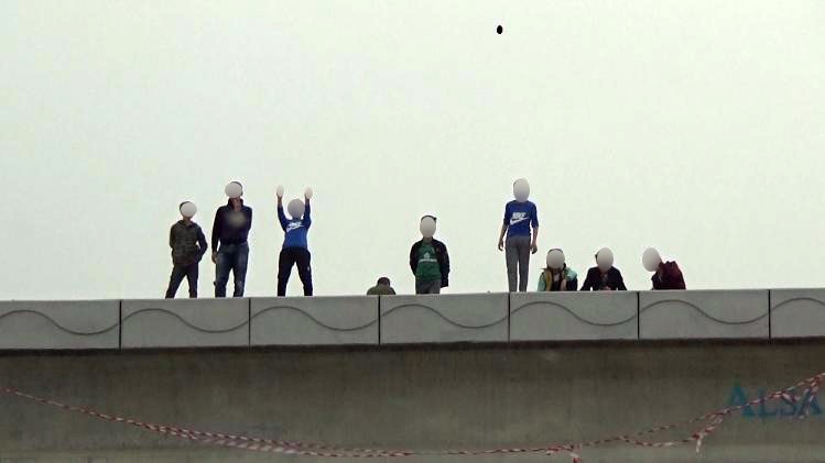 Bursada Çocukların Ölüm Oyunu Kameralara Yansıdı