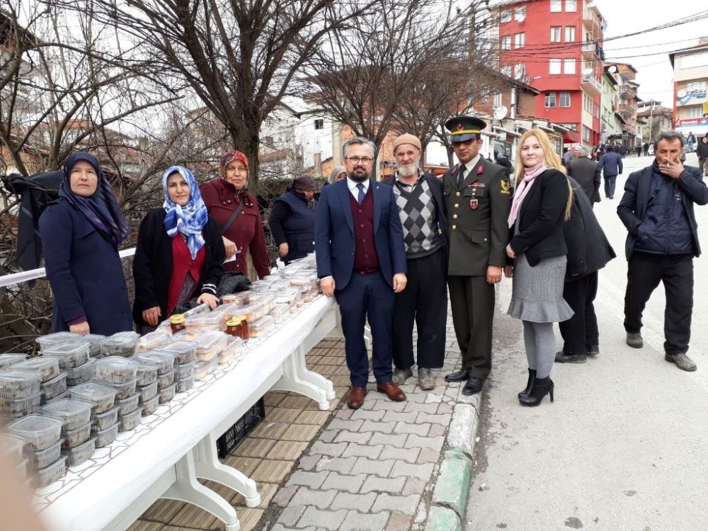 Büyükorhanlı Kadınlardan Mehmetçiğe Destek