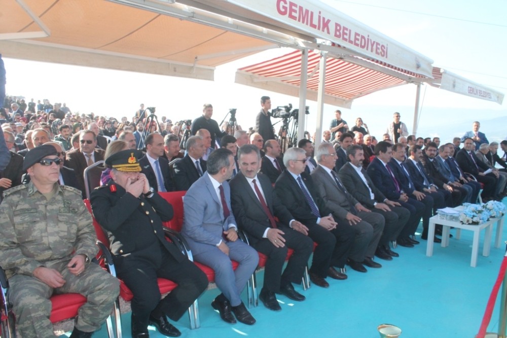 Çavuşoğlu: “Afrine Adalet Götürüyoruz”