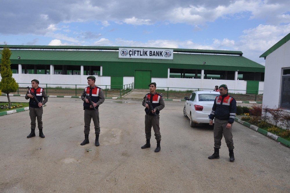 Çiftlik Banktaki Güvenlik Tedbirleri Artırıldı