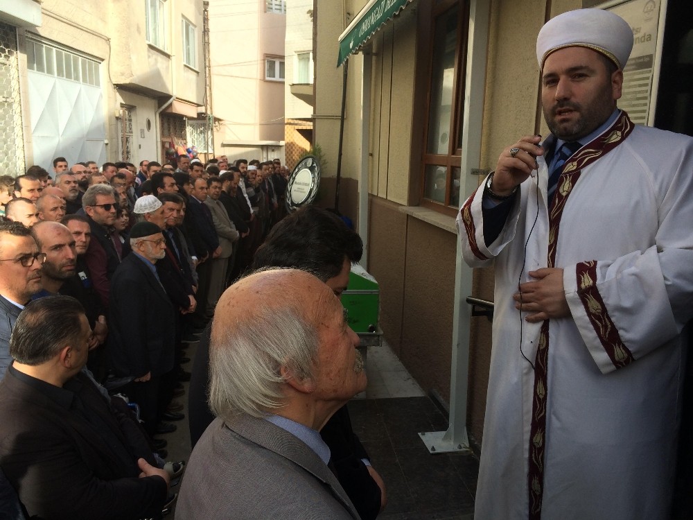 Doğalgaz Patlamasında Hayatını Kaybeden Genç Kıza Son Görev