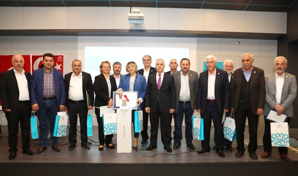 En Fazla Atık Pil Toplayan Muhtarlara Ödül