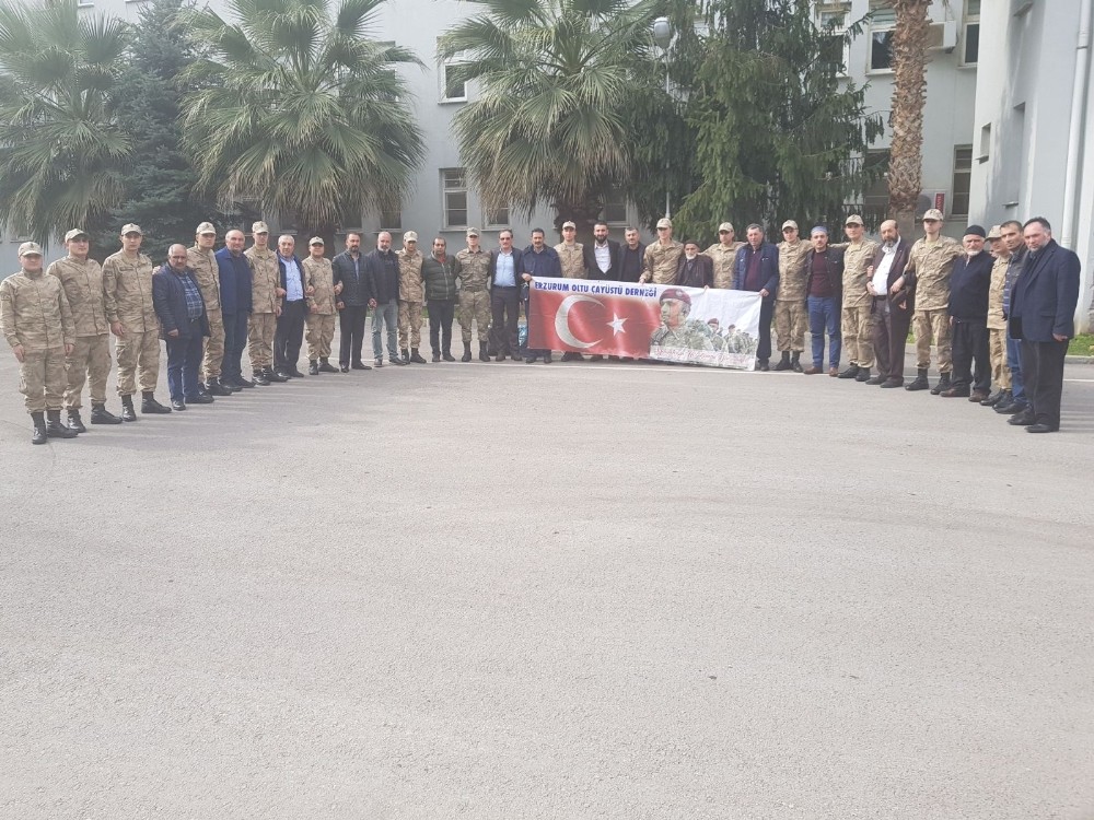 Erzurum Oltu Çayüstü Derneğinden Mehmetçiğe Kurban Desteği