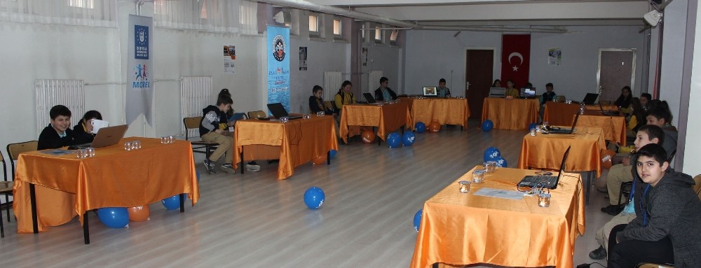 Geleceğin Bilim Adamları Mobel İle Yetişecek