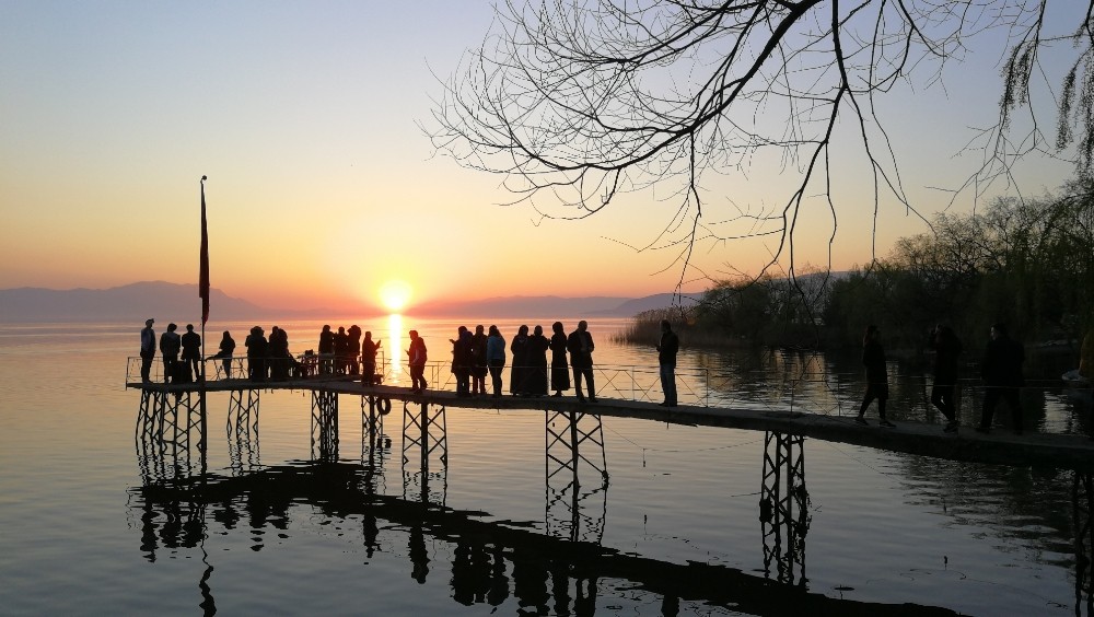 Güneşin Suya Kavuştuğu An Böyle Görüntülendi