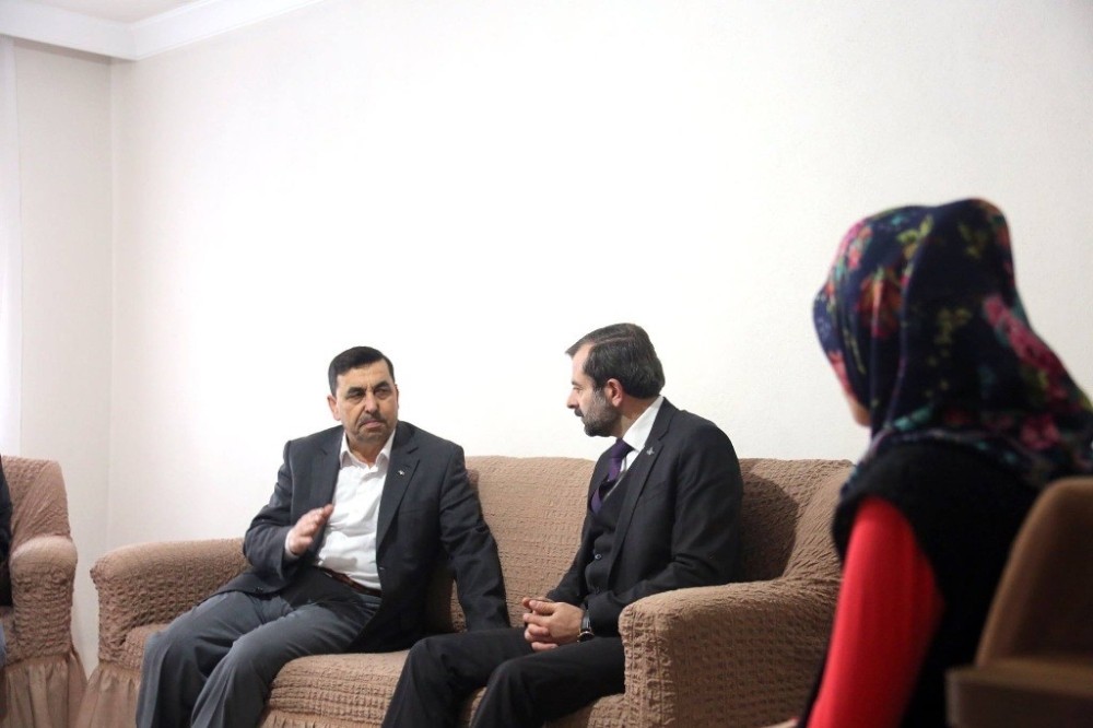 Gürsu Belediyesi İhtiyaç Sahiplerinin Yanında