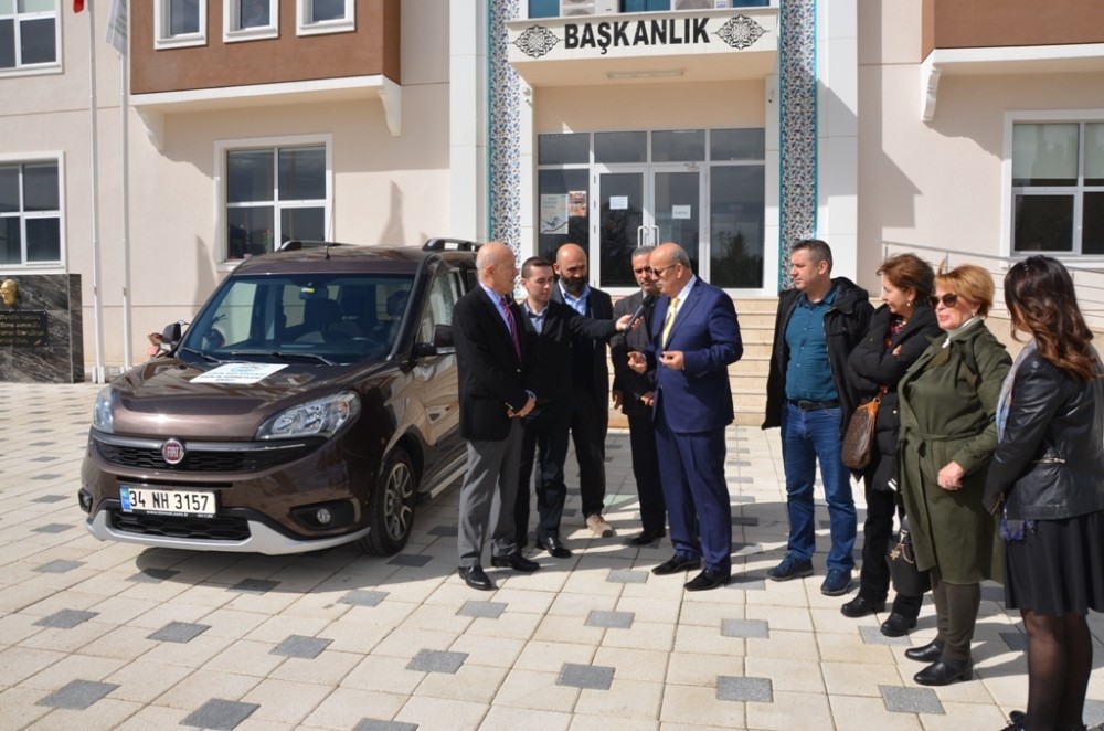 İznik Belediyesine Araç Hibe Edildi