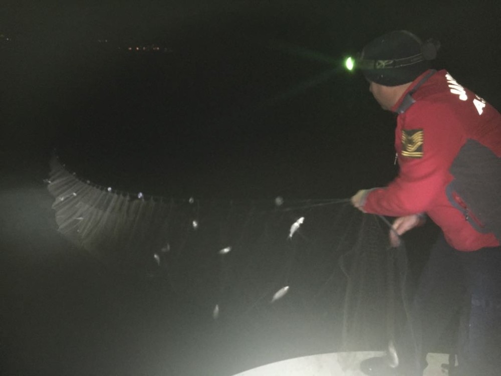 İznik Gölünde Kaçak Av Nöbeti