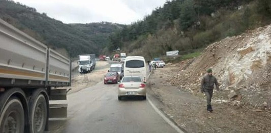 Kazada Ormancı Öldü, Sendikacılar Yaralandı