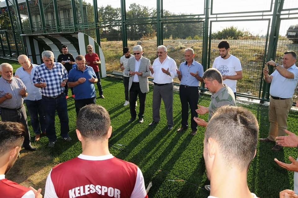 Keles  Gençlik Sporda Play Off Sevinci