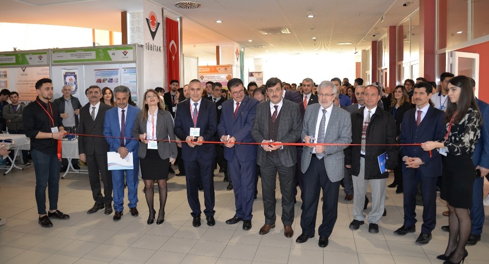 Liselilerin Buluşları Görücüye Çıktı