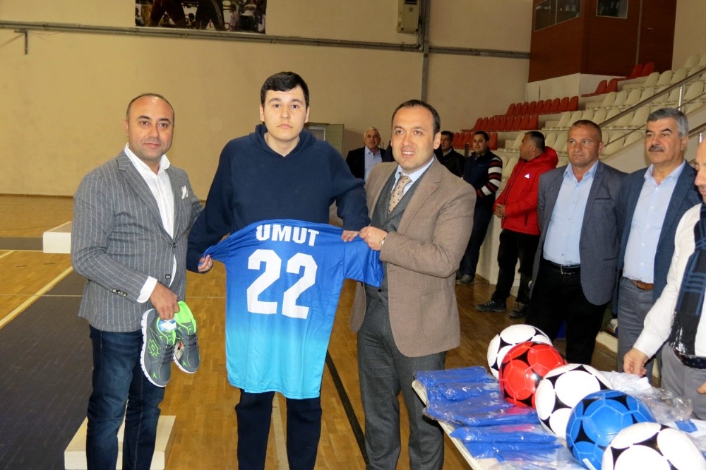 Maramarabirlikten Engelli Sporculara Malzeme Desteği