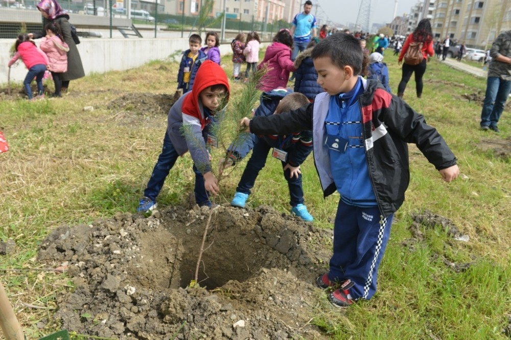 “Minik” Fidanlar Toprakla Buluştu