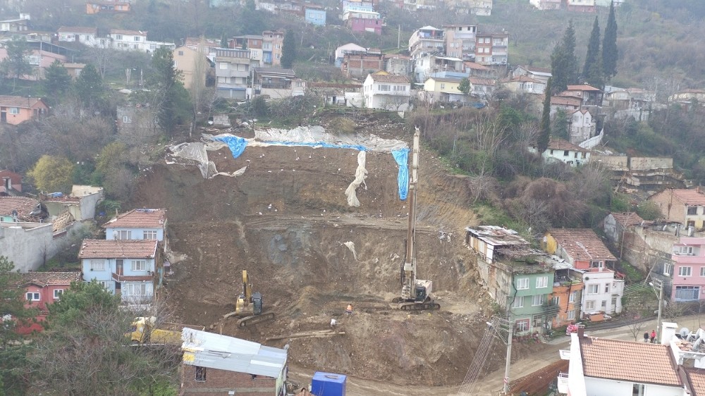 Mollaarapta Fore Kazık Çalışmaları Hızlandı