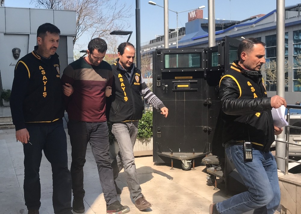 Müşteri Kılıklı Zanlı 21 Bin Lirayı Gasp Etti