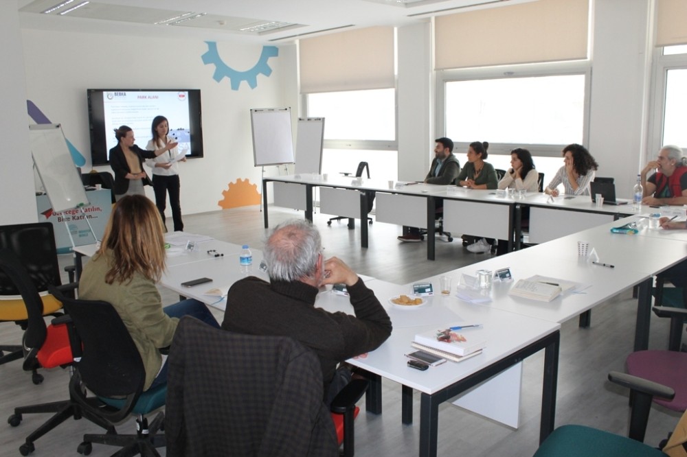 Nilüfer İnovasyon Merkezinde “Kolaylaştırıcılık Eğitimi”