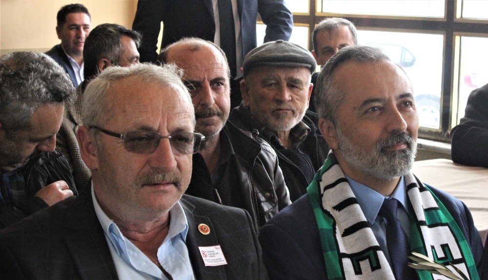 (Özel Haber) Köy Kahvesinde Kadına Şiddet Eğitimini Pür Dikkat Dinlediler