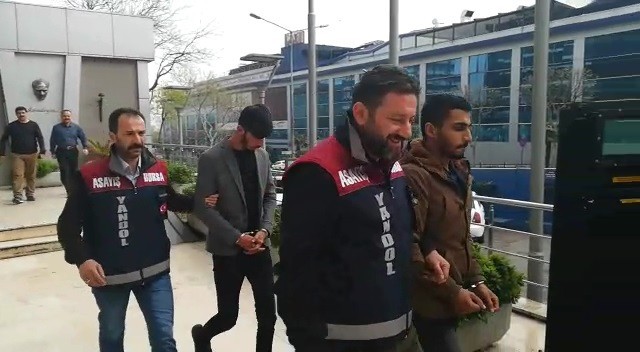 Sahte Polisler 200 Bin Lira Dolandırdı