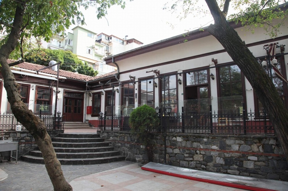 Tarihi Mahfel Çay Bahçesinin Yeni Kiracısı Belli Oldu