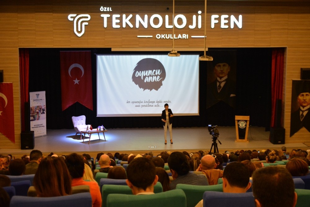 Teknoloji Fen Okulları Şermin Yaşarı Ağırladı