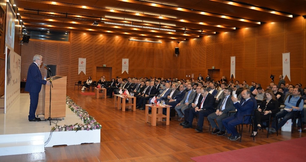 Ulcay: “Maharet Teknolojiye Yön Vermekte”