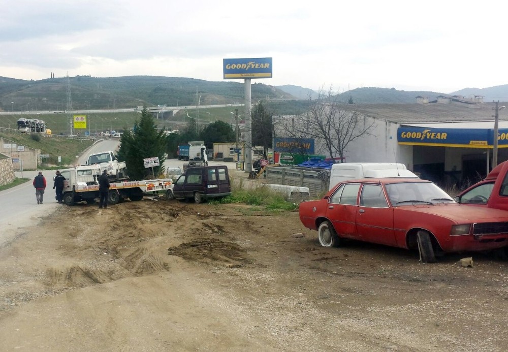 Zabıtadan Hurda Araç Temizliği