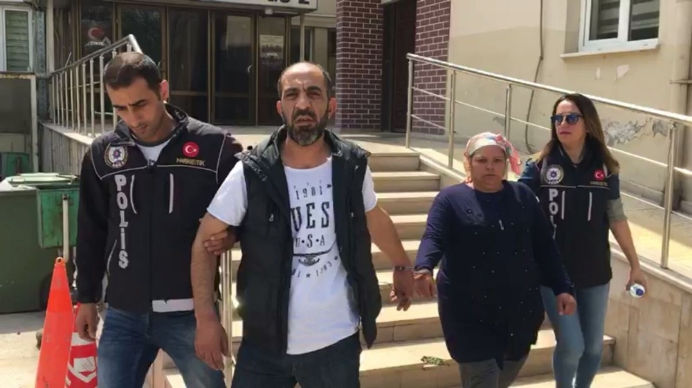 4 Suçtan Aranan Kadın Narkotik Polisinden Kaçamadı