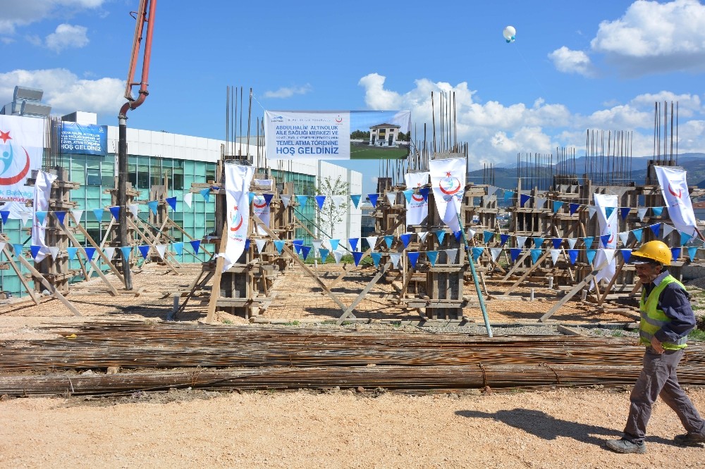 Aile Sağlığı Merkezi Ve 112 İstasyonu Temeli Atıldı
