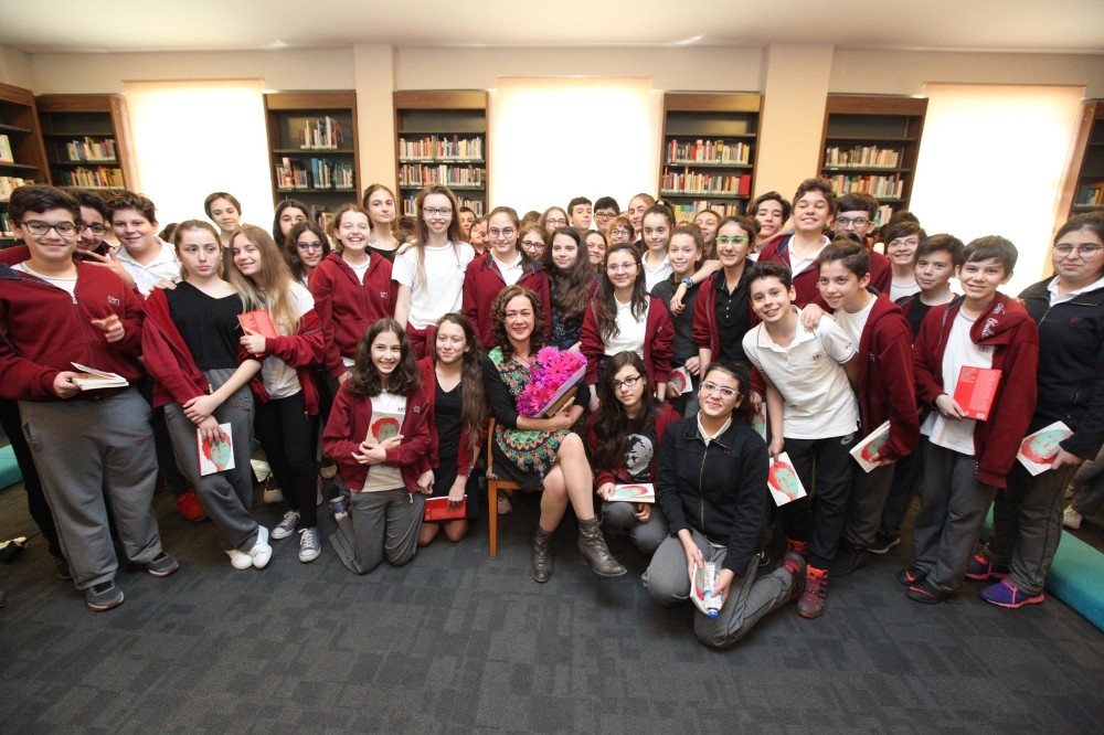 Bennu Yıldırımlar Öğrencilere Öykü Okudu