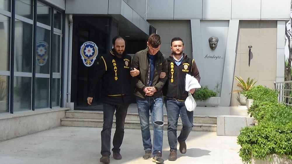 Bıçakla Gasbın İkinci Zanlısı Da Adliyeye Sevk Edildi