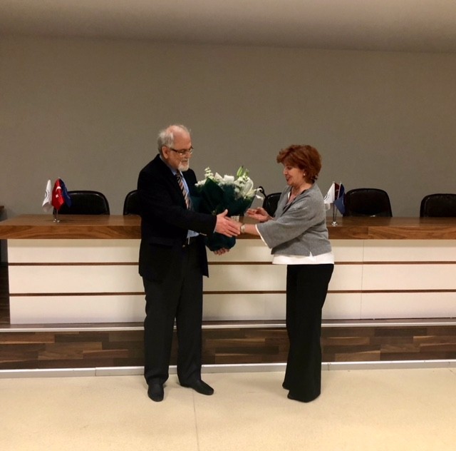 Bursa Unesco Derneği, Çini Tasarımcısı Tunayı Ağırladı