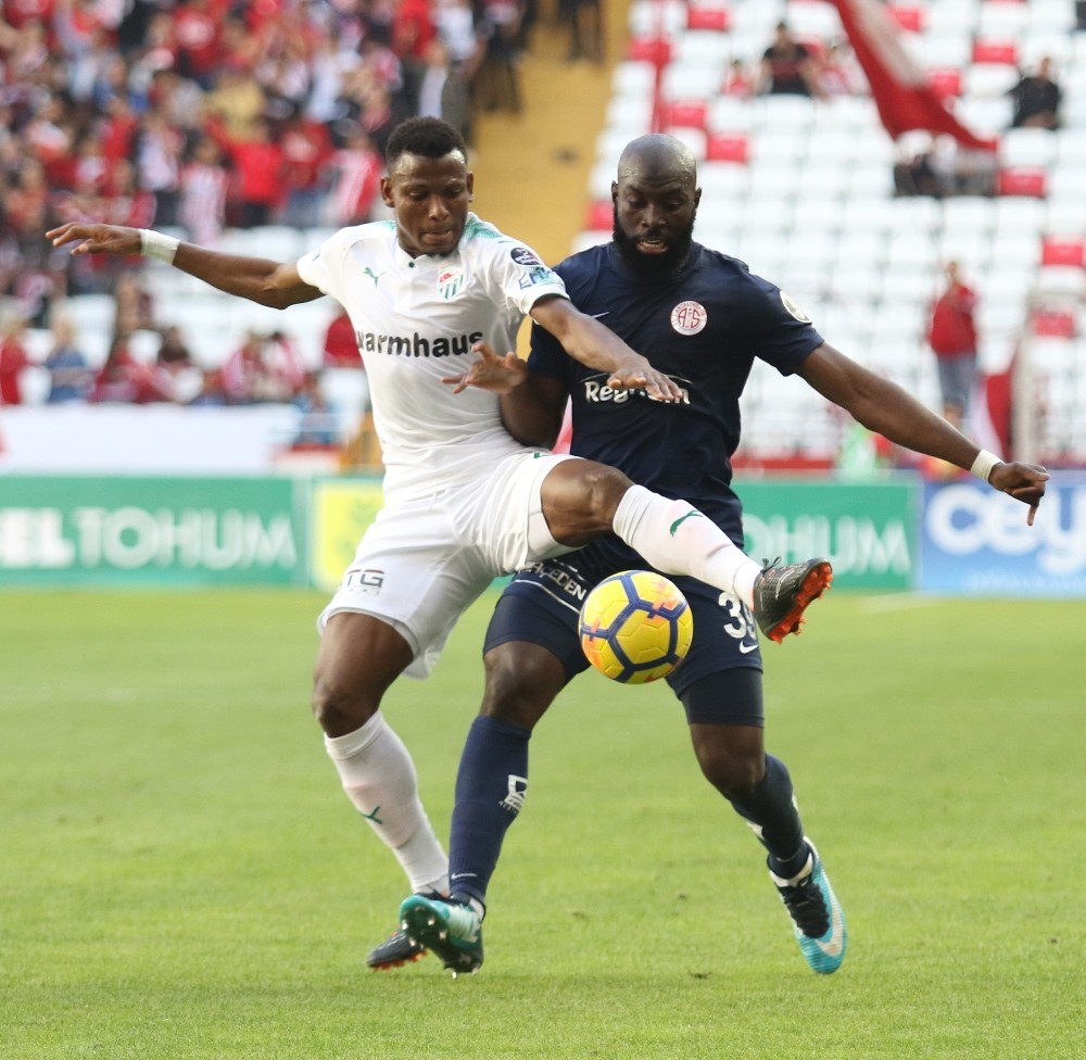 Bursasporun Deplasman Kabusu Sürüyor