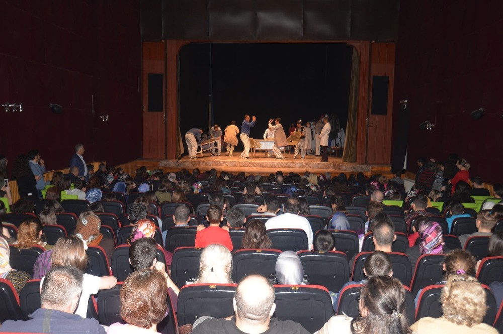 “Deliler Bayramı” Seyirciyle Buluştu