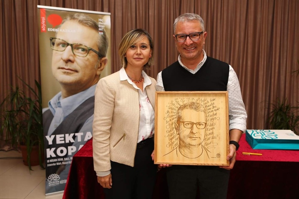 Edebi Kazılar Etkinliğinin Konuğu Yekta Kopan Oldu