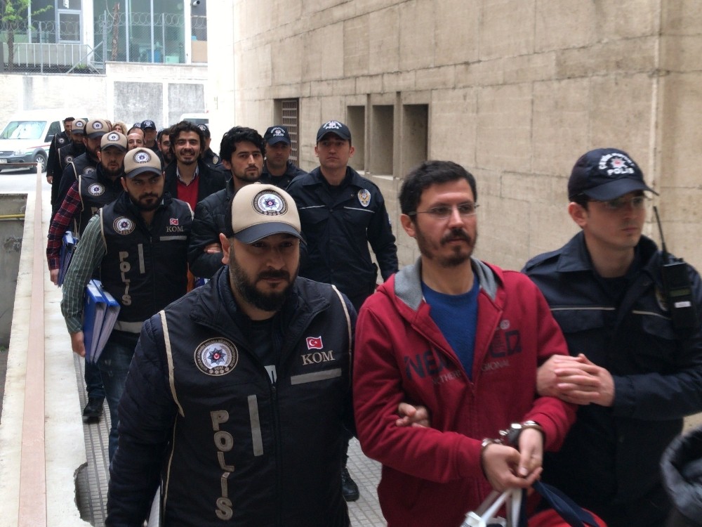 Fetöden Aranan 14 Kişi Gaybubet Evinde Yakalandı