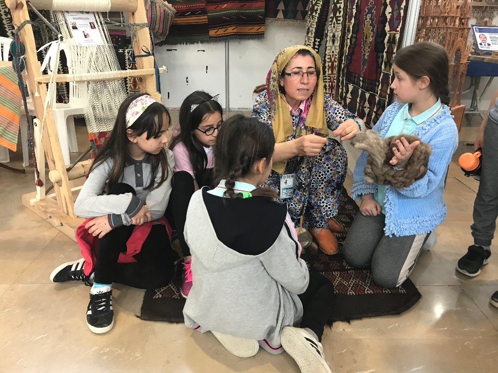 Geleneksel El Sanatlarına Okullardan Yoğun İlgi