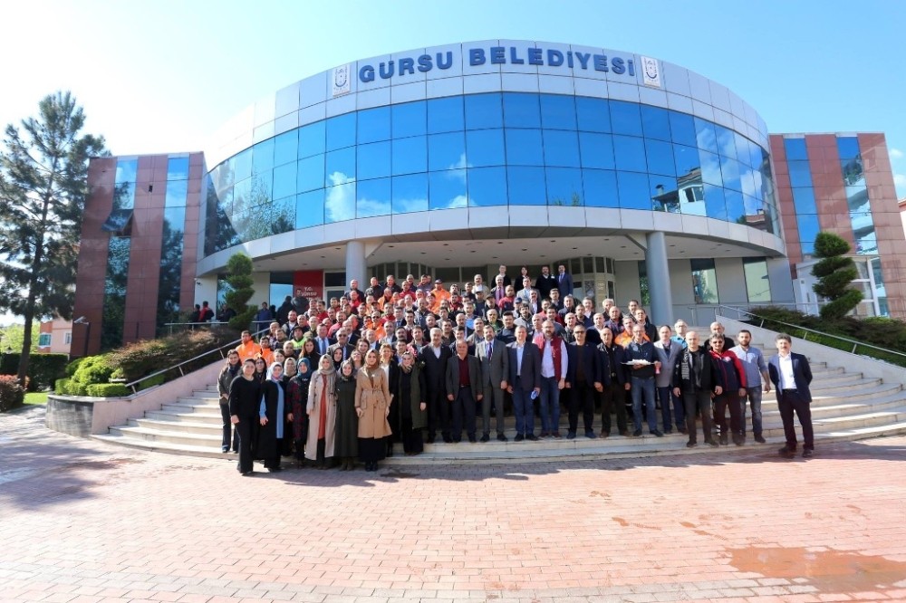 Gürsu Belediyesinde Taşeronların Kadro Sevinci