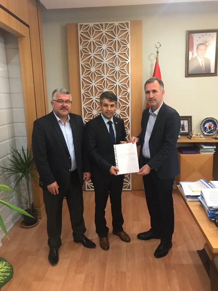 İnegölde Vekillik İçin İlk İstifa