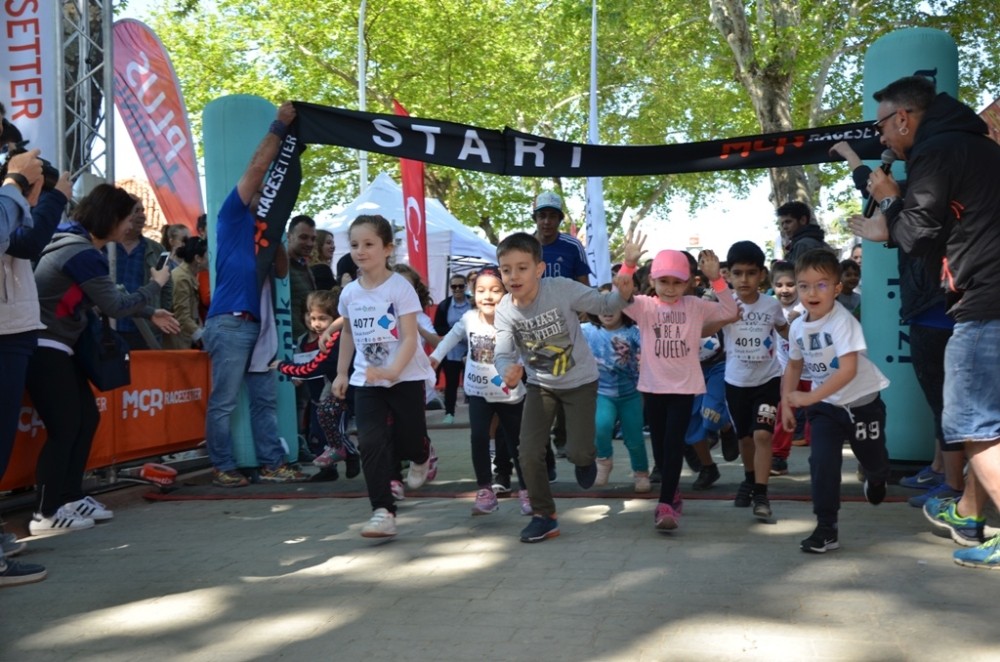 İznik Ultra Maratonu Rekor Katılımla Tamamlandı