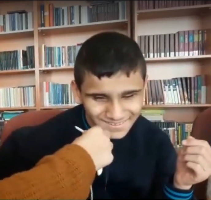 Kanser Hastası Öğrencinin Son Görüntüleri Ağlattı