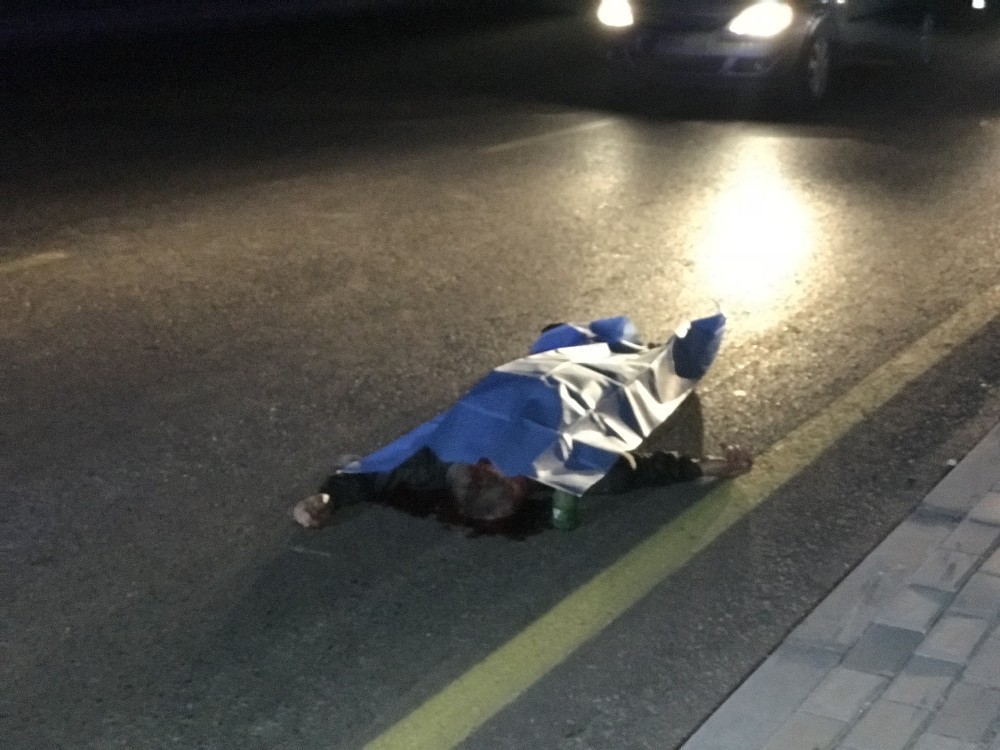 Karanlıkta Karşıdan Karşıya Geçerken Canından Oldu