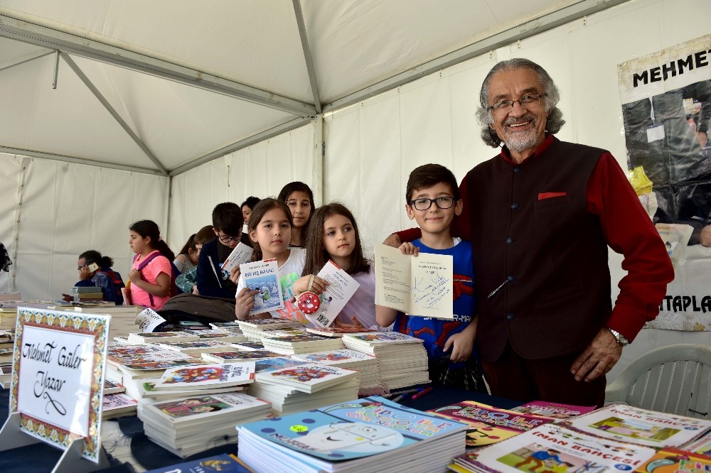 Kitap Günlerine Büyük İlgi