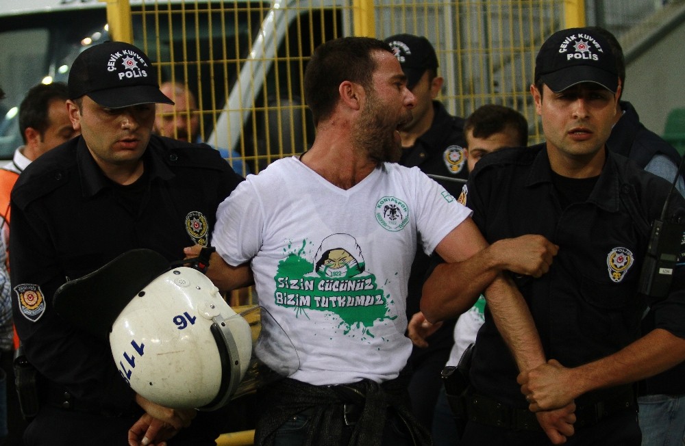 Konyasporlu 2 Taraftara Gözaltı